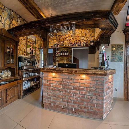 Hotel Gosciniec Jurajski à Zarki Extérieur photo